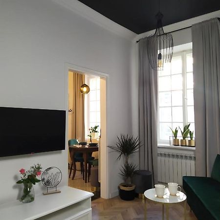 Ndm Apartament Варшава Екстер'єр фото
